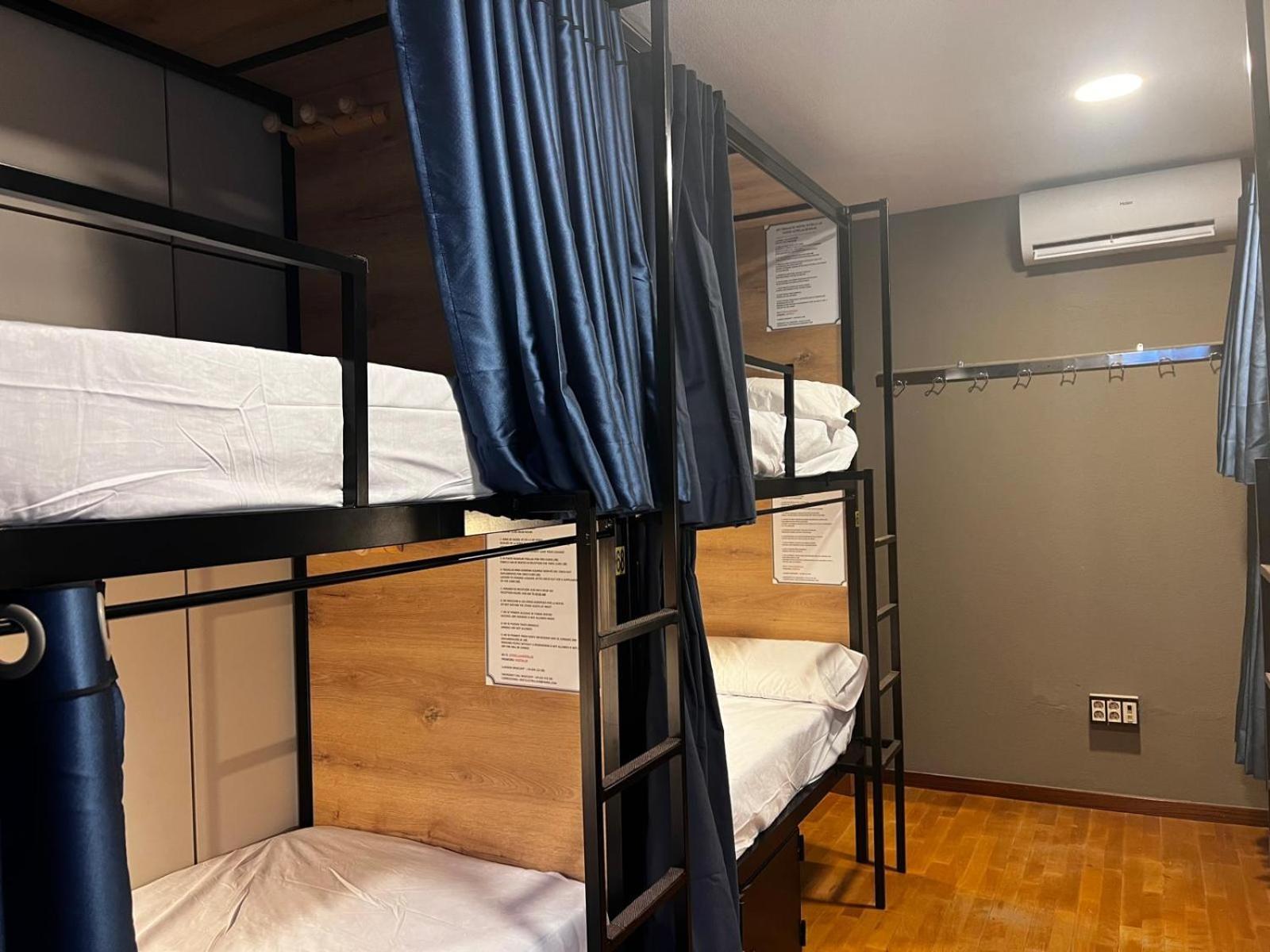 Hostel Estrella 20 マドリード エクステリア 写真