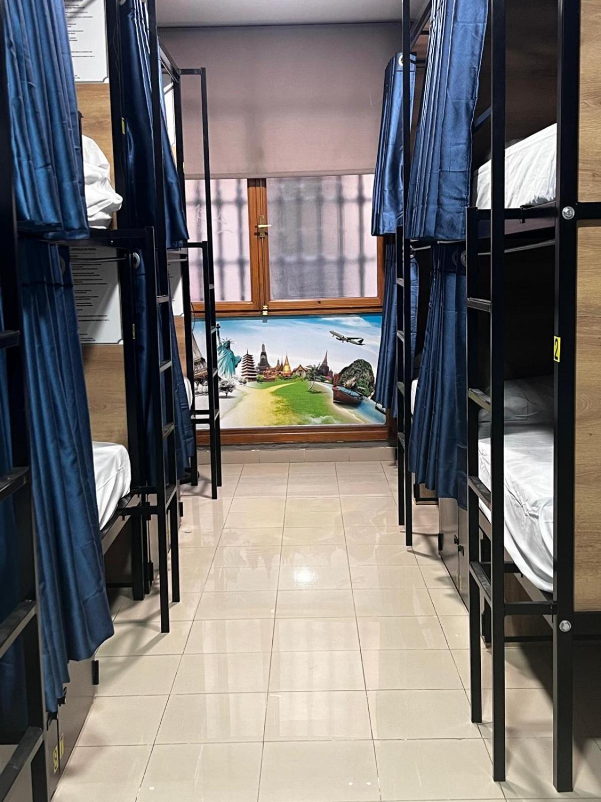 Hostel Estrella 20 マドリード エクステリア 写真
